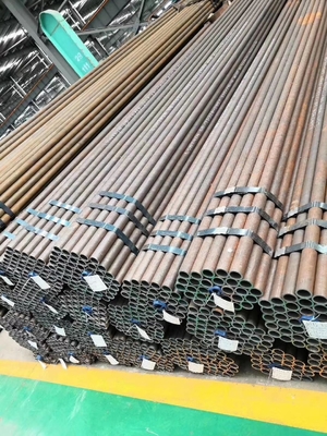 ASTM A53 A106 Sch40の炭素鋼の正方形の管APIの黒は電流を通されて冷間圧延した