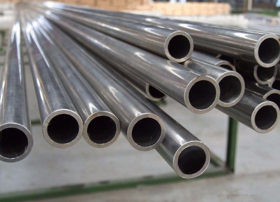 Q345 Q235 20#の円形カーボン継ぎ目が無い鋼管0.5-20mm
