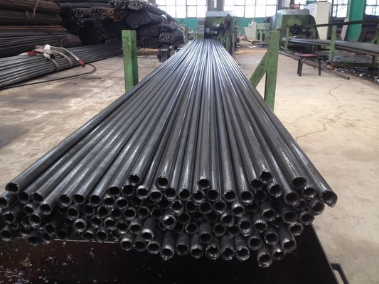 Q345 Q235 20#の円形カーボン継ぎ目が無い鋼管0.5-20mm